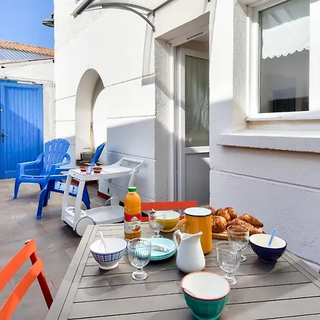 Vakantiehuis Jolie Maison Pour 6 A *