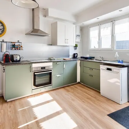 Prázdninový dům Jolie Maison Pour 6 A