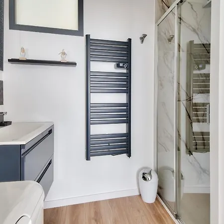 Jolie Maison Pour 6 à Hébergement de vacances *